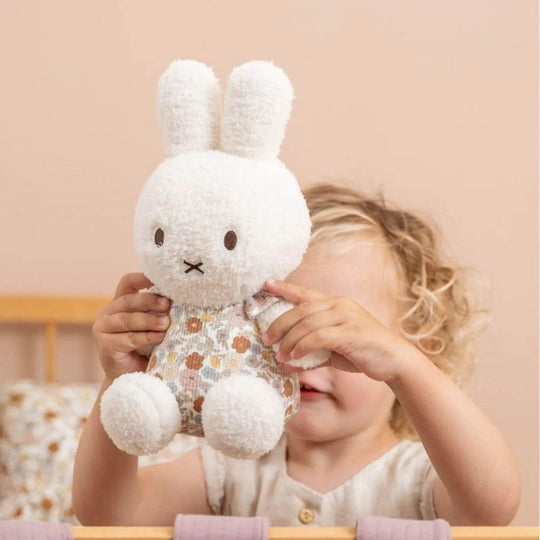 Coffret cadeau comprenant la peluche Miffy