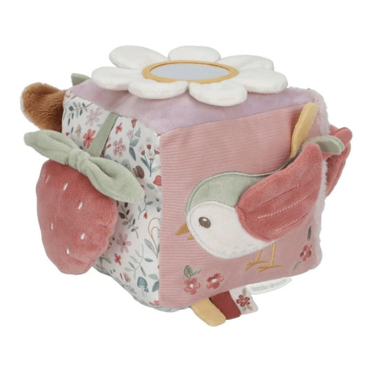 Cube Montessori pour bébés, favorise leur développement