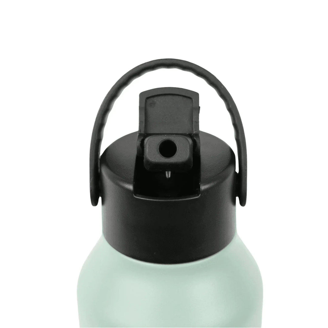 Detalle del tapón con boquilla de apertura fácil para botella térmica infantil reutilizable – marca Runbott
