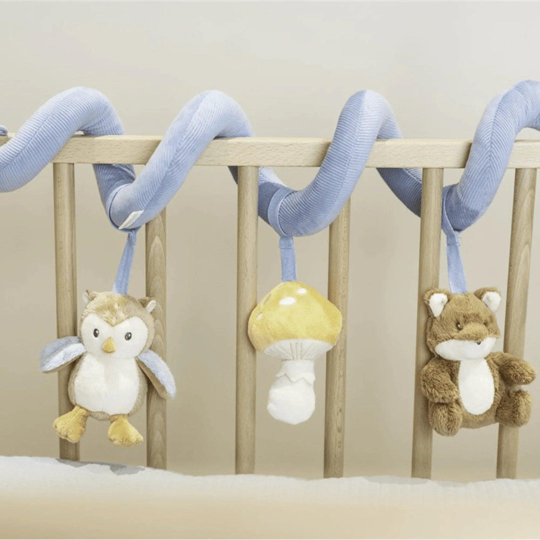 Activités en spirale avec champignon, hibou et renard
