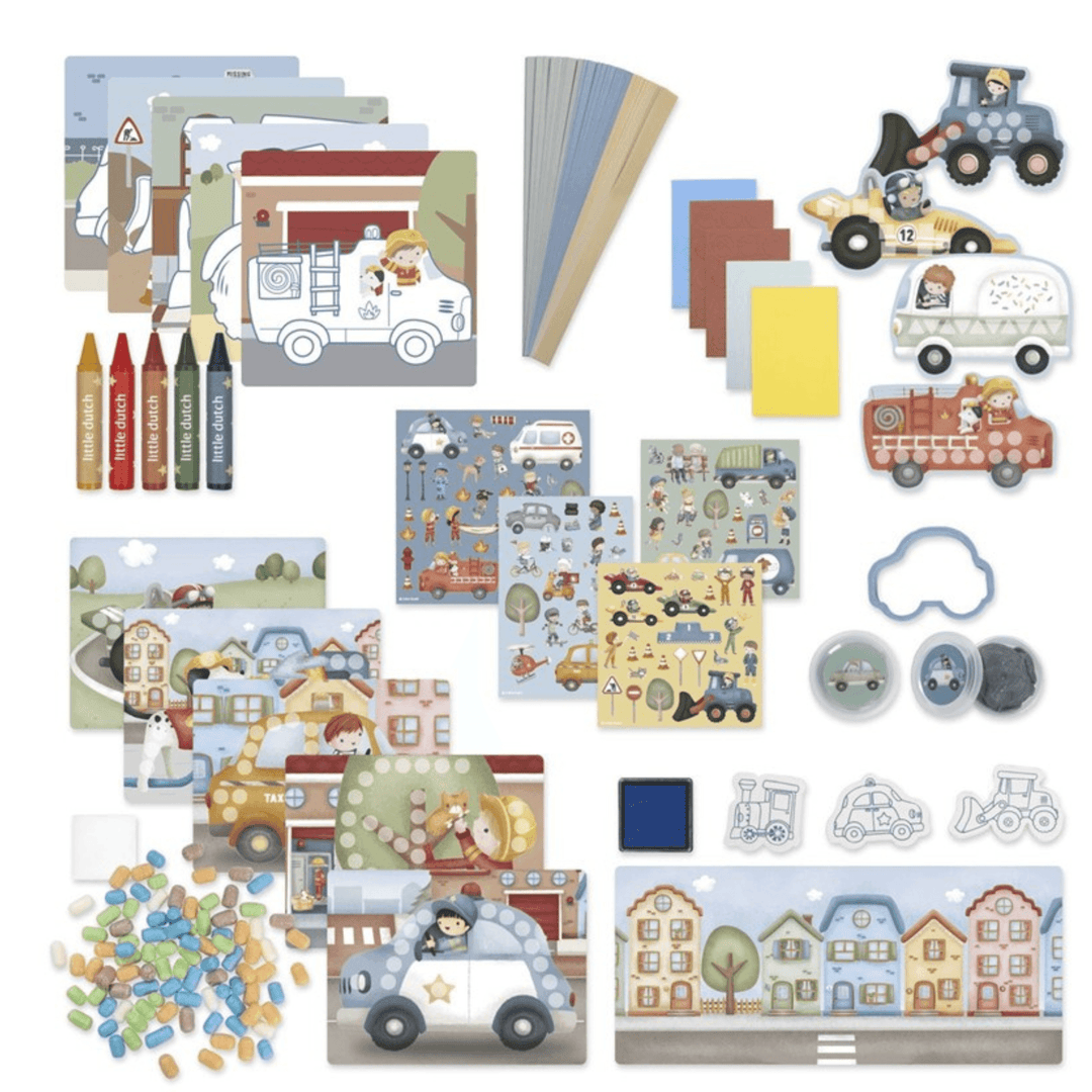 Contenu du kit créatif Jim's Creative Box de Little Dutch avec véhicules, autocollants et crayons