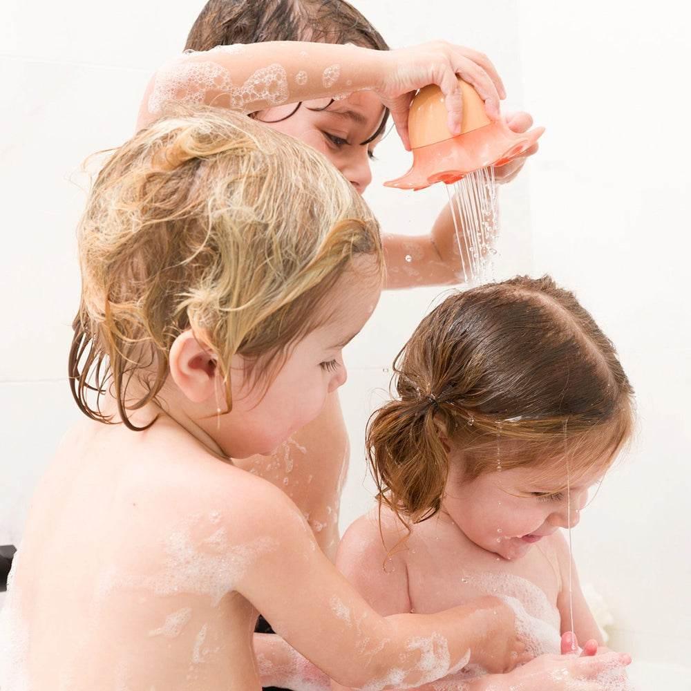 jouets-de-bain-bebe_webp - Bimbi Montessori
