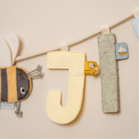 Little Dutch letter I for creating a children's garland