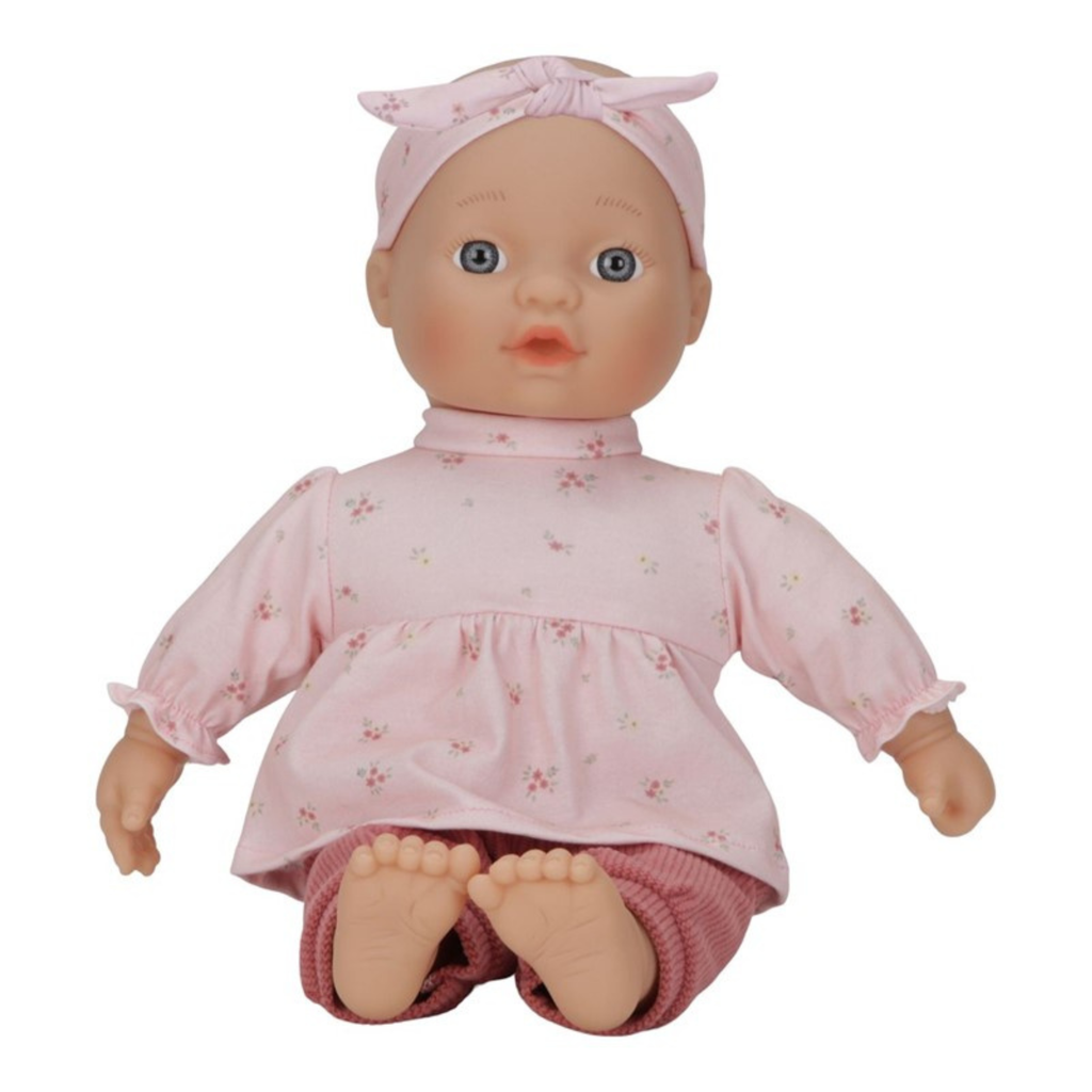 Muñeca bebé Little Dutch con blusa floral rosa y pantalones de pana, dulce y realista