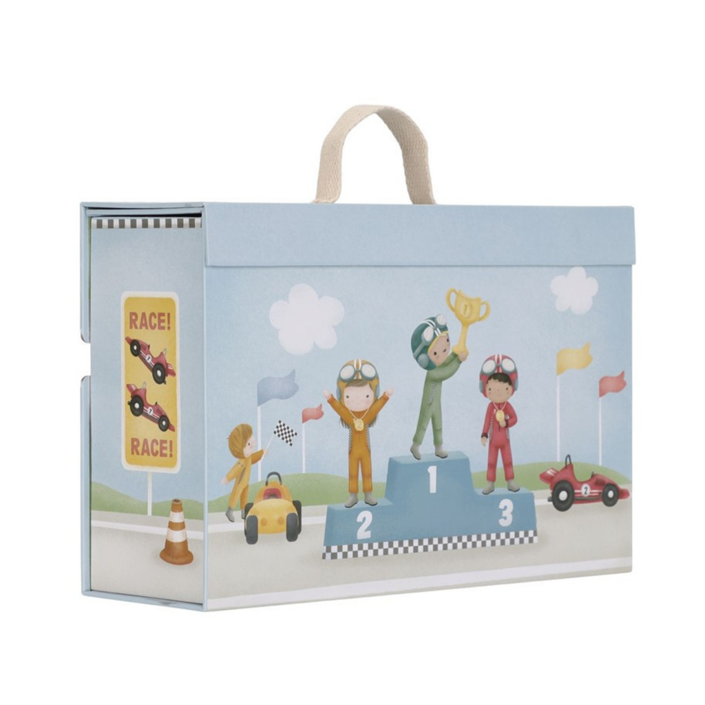 Maletín de juego Little Dutch con diseño de pilotos y coches de carreras, fácil de guardar y transportar