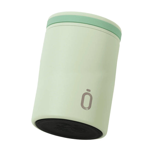 Thermos alimentaire pour enfants vert pastel, idéal pour conserver les aliments chauds ou froids, parfait pour emporter à l'école ou en promenade.