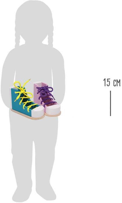 con gli strumenti in legno per infilare i lacci delle scarpe, i bambini possono imparare facilmente come allacciarsi le scarpe. Montessori