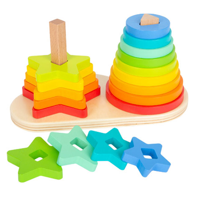 Juguete apilable de madera con formas de estrellas y círculos en colores arcoíris, ideal para bebés y niños pequeños