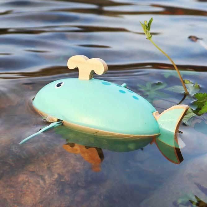 GIOCATTOLO ACQUATICO A FORMA DI BALENA, balena acquatica in legno. Per bambini da 1 a 3 anni.